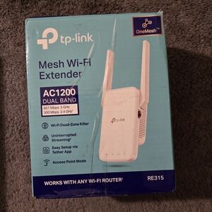 TP-Link White Mesh Wi-Fi Extender AC1200
